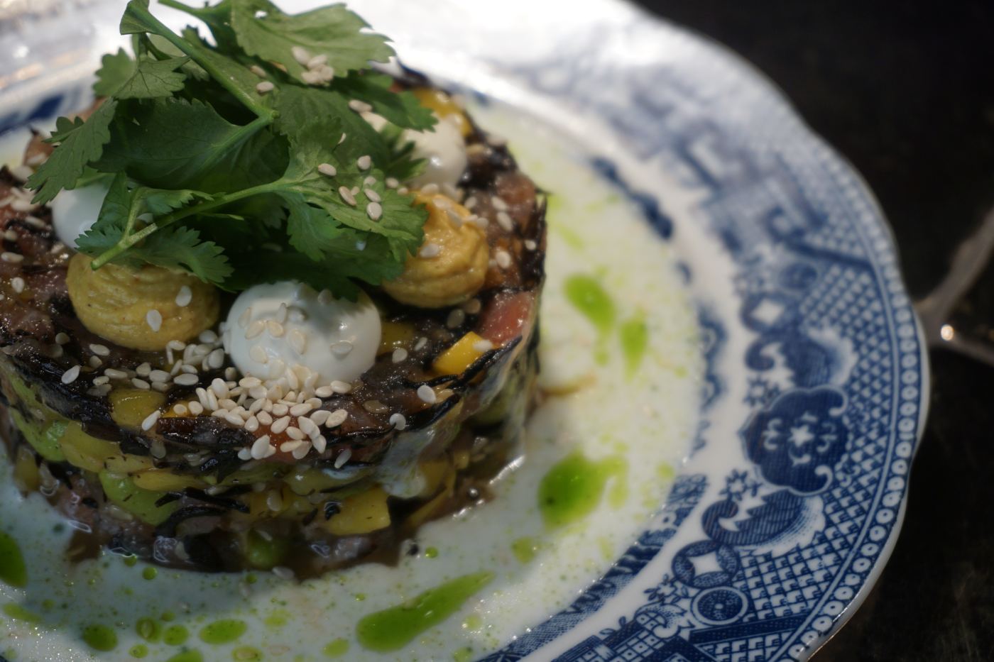 tartaar-van-tonijn-mango-curry